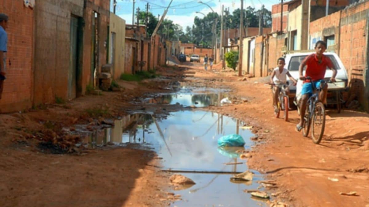 Ausência de saneamento básico: uma violência contra as crianças no Brasil